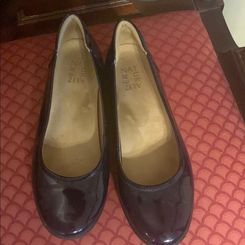 Naturalizer Navy Flats Classic Slip-On Loafers